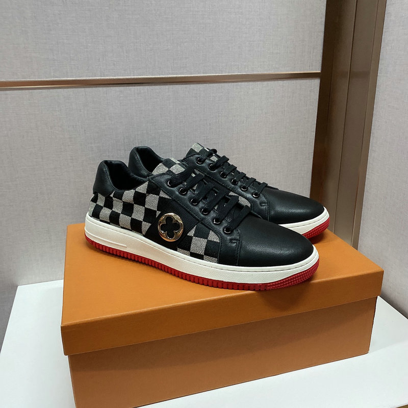 men LV shoes-057